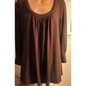 Women's Stretch Blouse. Size Large. 3/4 Sleeve. Pre-owned